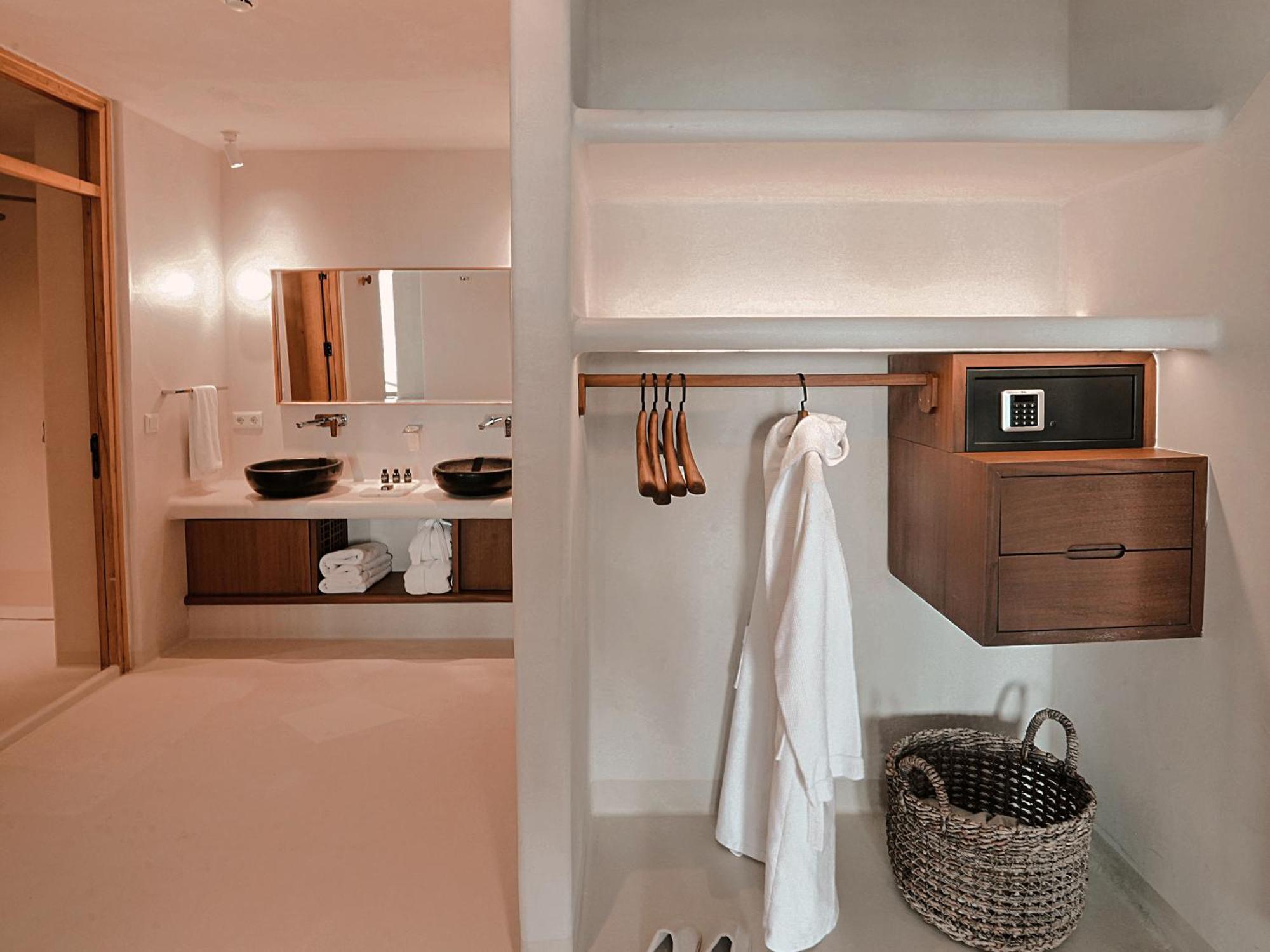 Perios Beach House - Adults Only Turunc Room photo