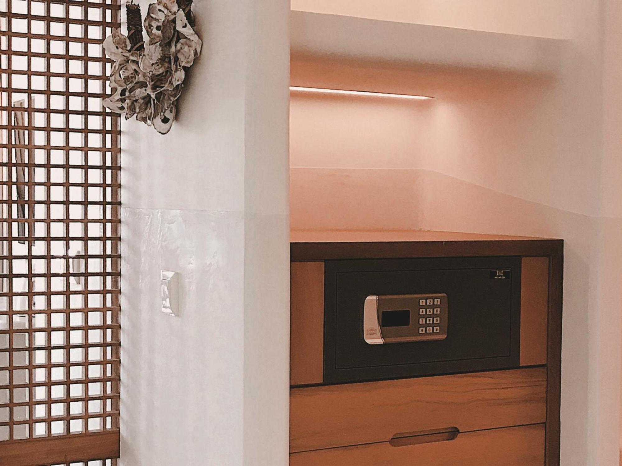 Perios Beach House - Adults Only Turunc Room photo